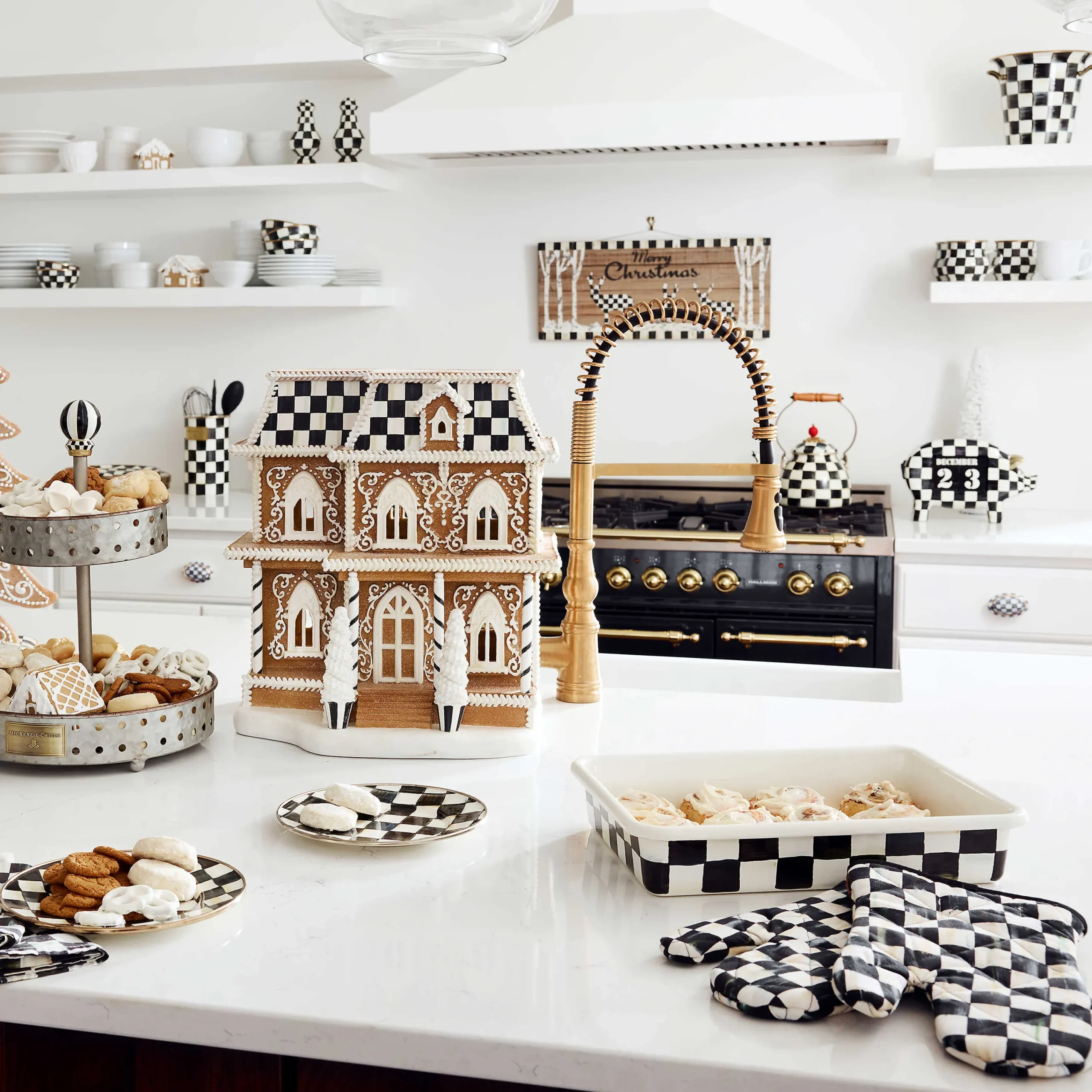 MacKenzie-Childs Courtly Check Baking Set| Cookware & Bakeware