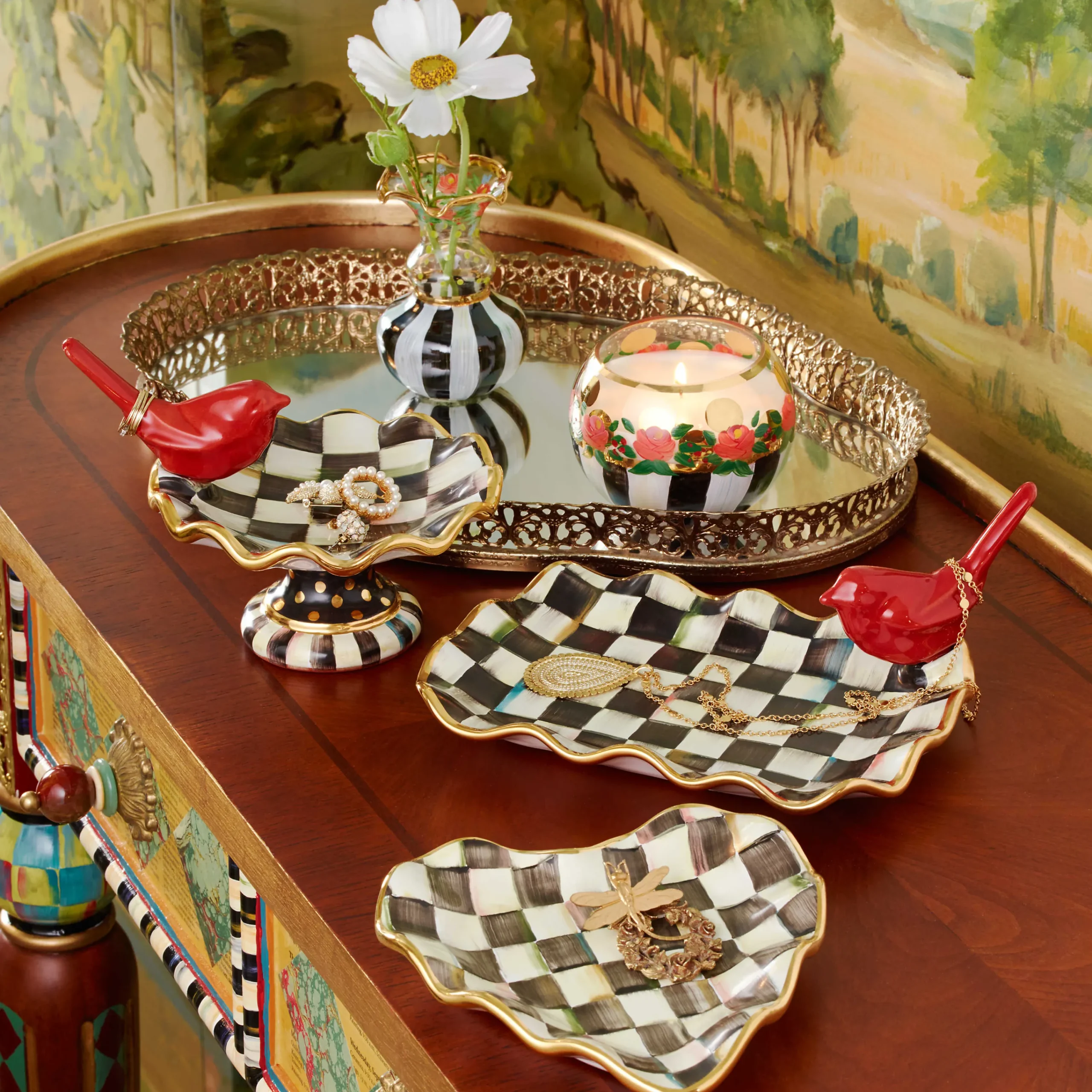 MacKenzie-Childs Courtly Check Fluted Heart Plate| Bar Entertaining|Serveware