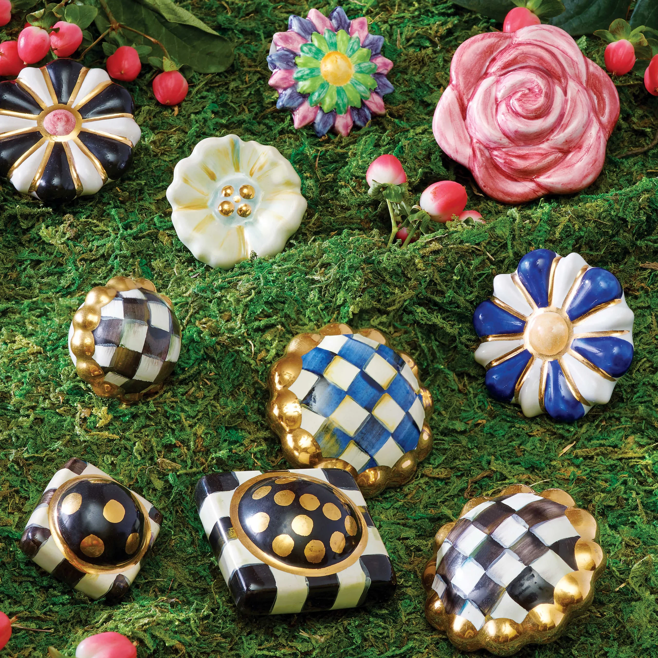 MacKenzie-Childs Courtly Check Round Knob| Finishing Touches|Room Accents