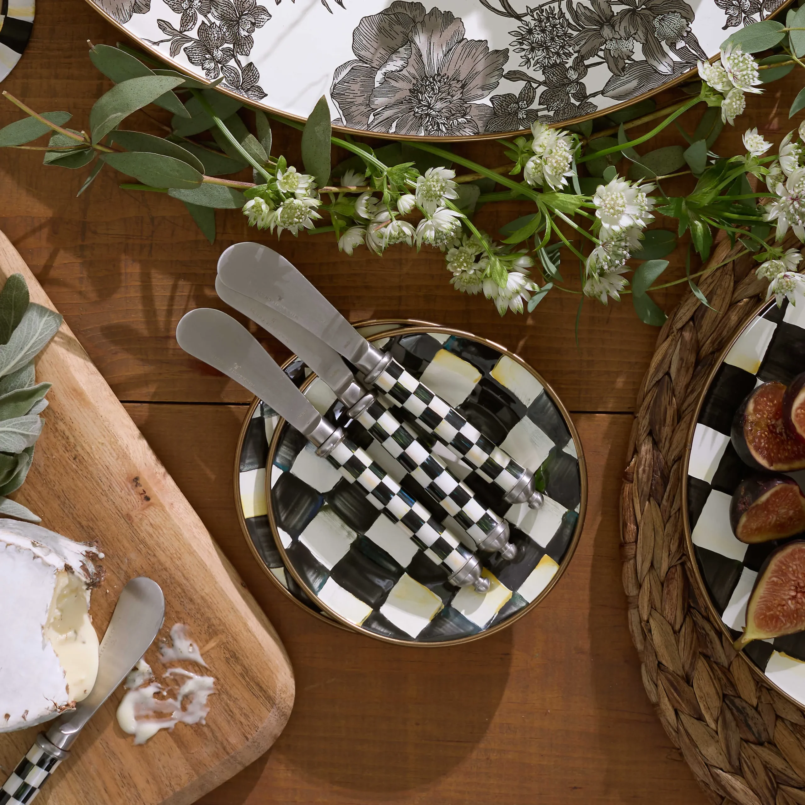 MacKenzie-Childs Courtly Check Supper Club Spreaders| Dinnerware & Flatware|Serveware