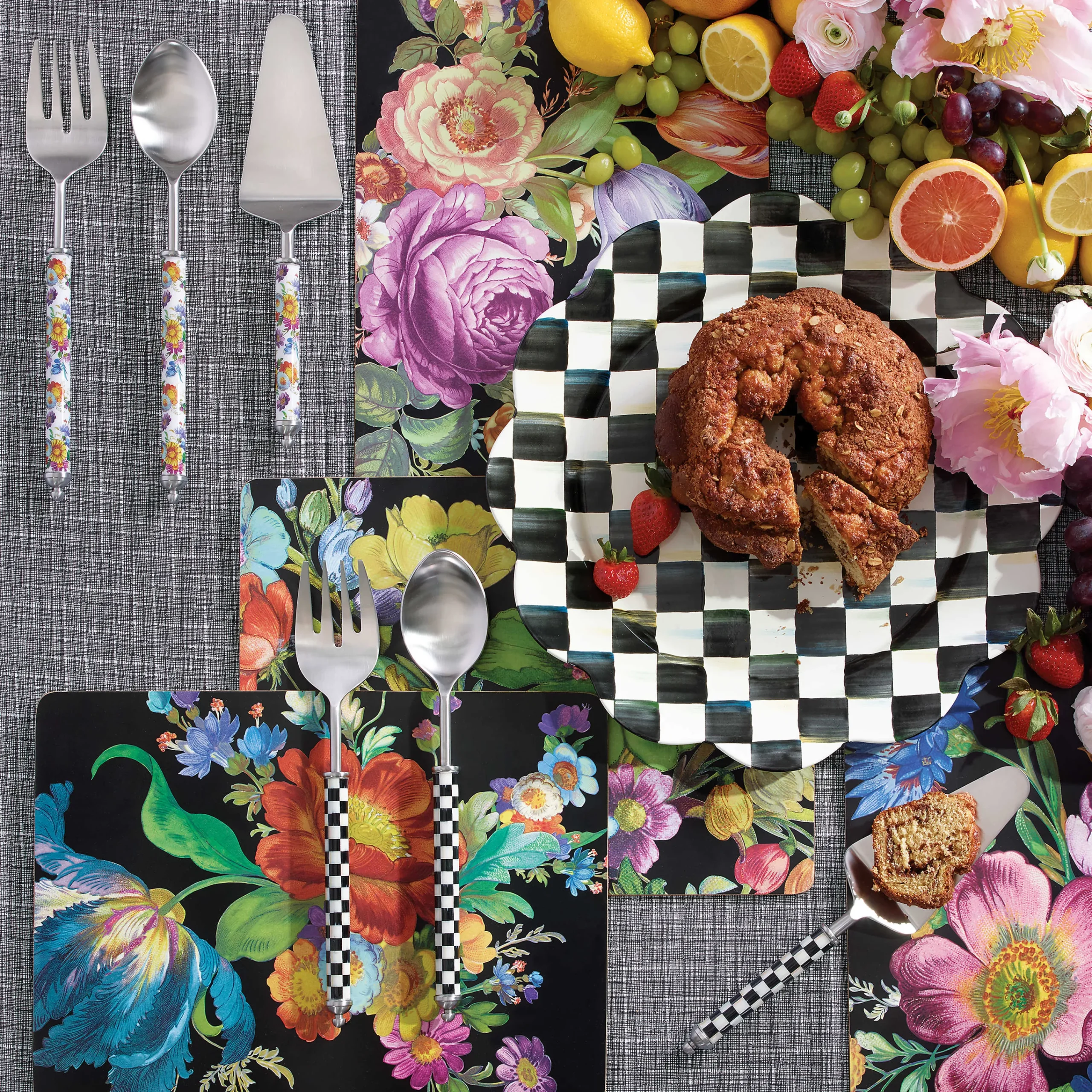 MacKenzie-Childs Courtly Check Supper Club Pie Server| Fall Entertaining|Serveware