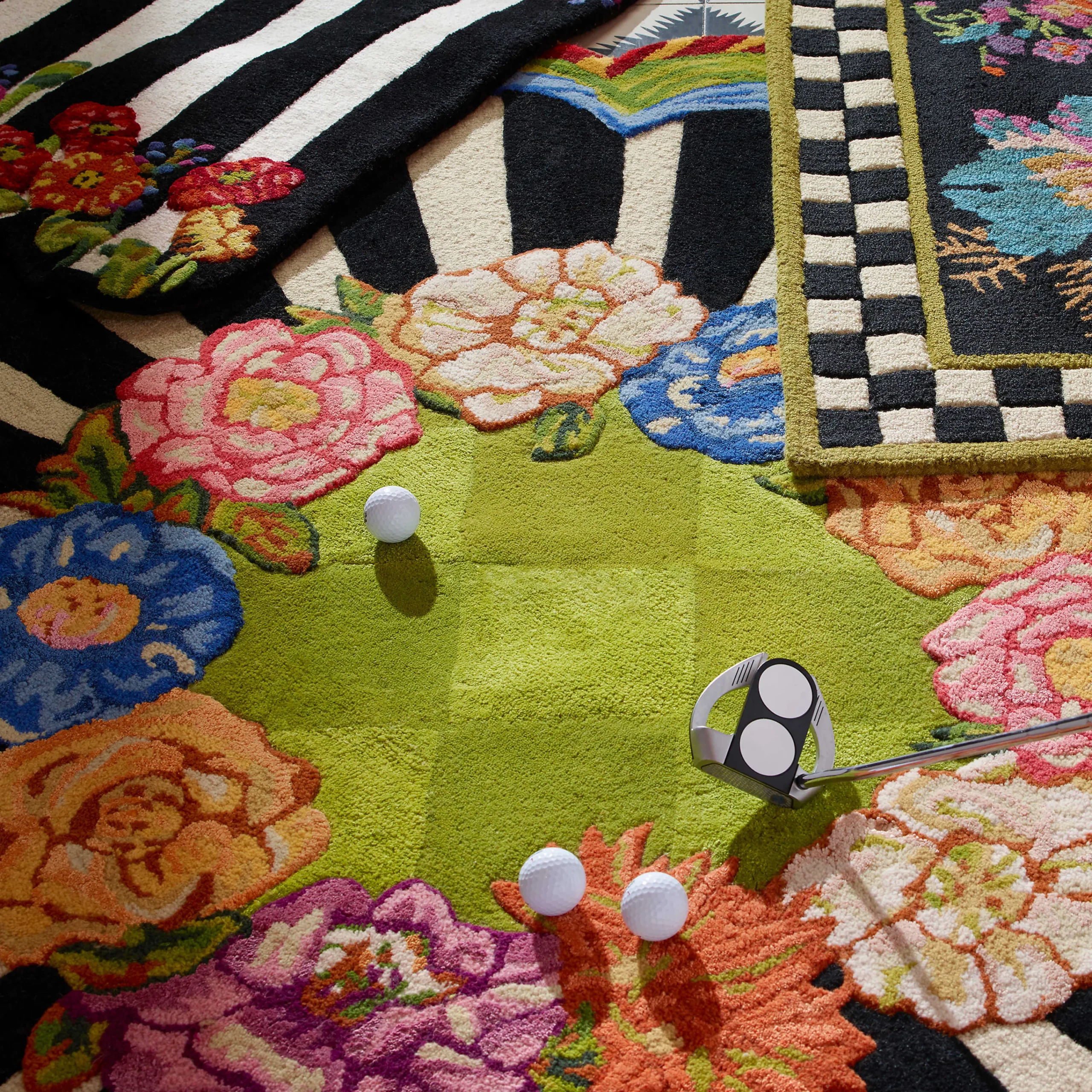MacKenzie-Childs Cutting Garden 6' Round Rug| Rugs