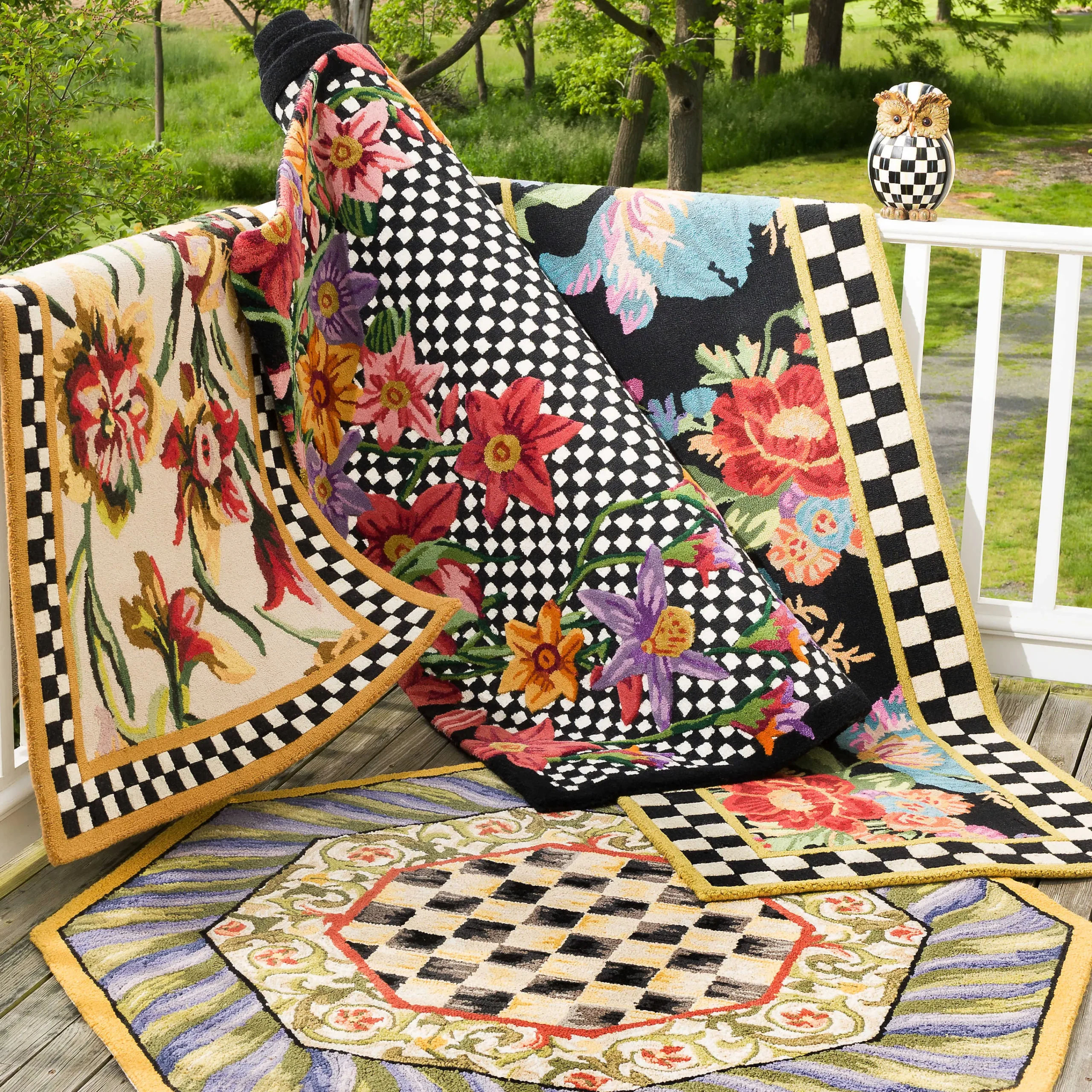 MacKenzie-Childs Flower Market 2'6 x 8' Runner| Rugs