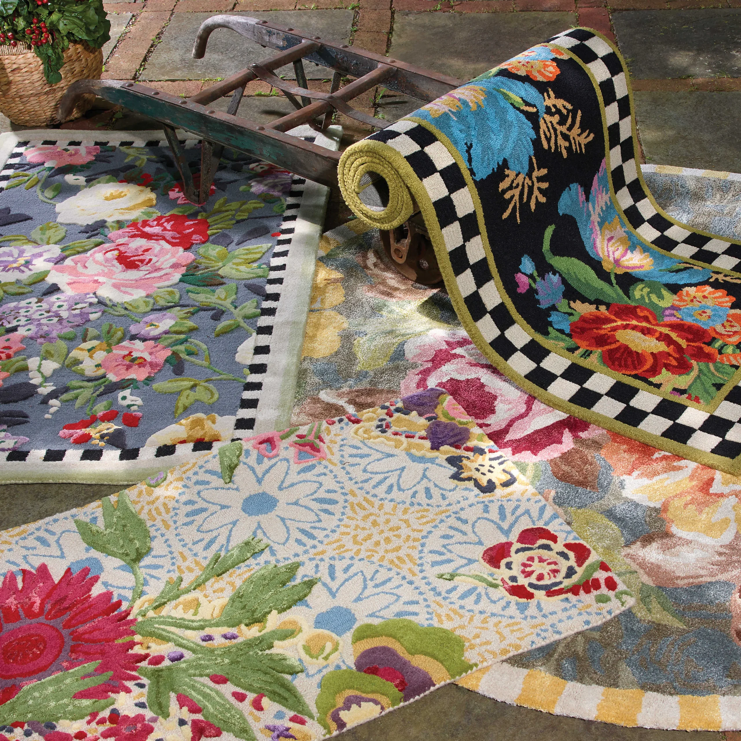 MacKenzie-Childs Flower Market 2'6 x 8' Runner| Rugs