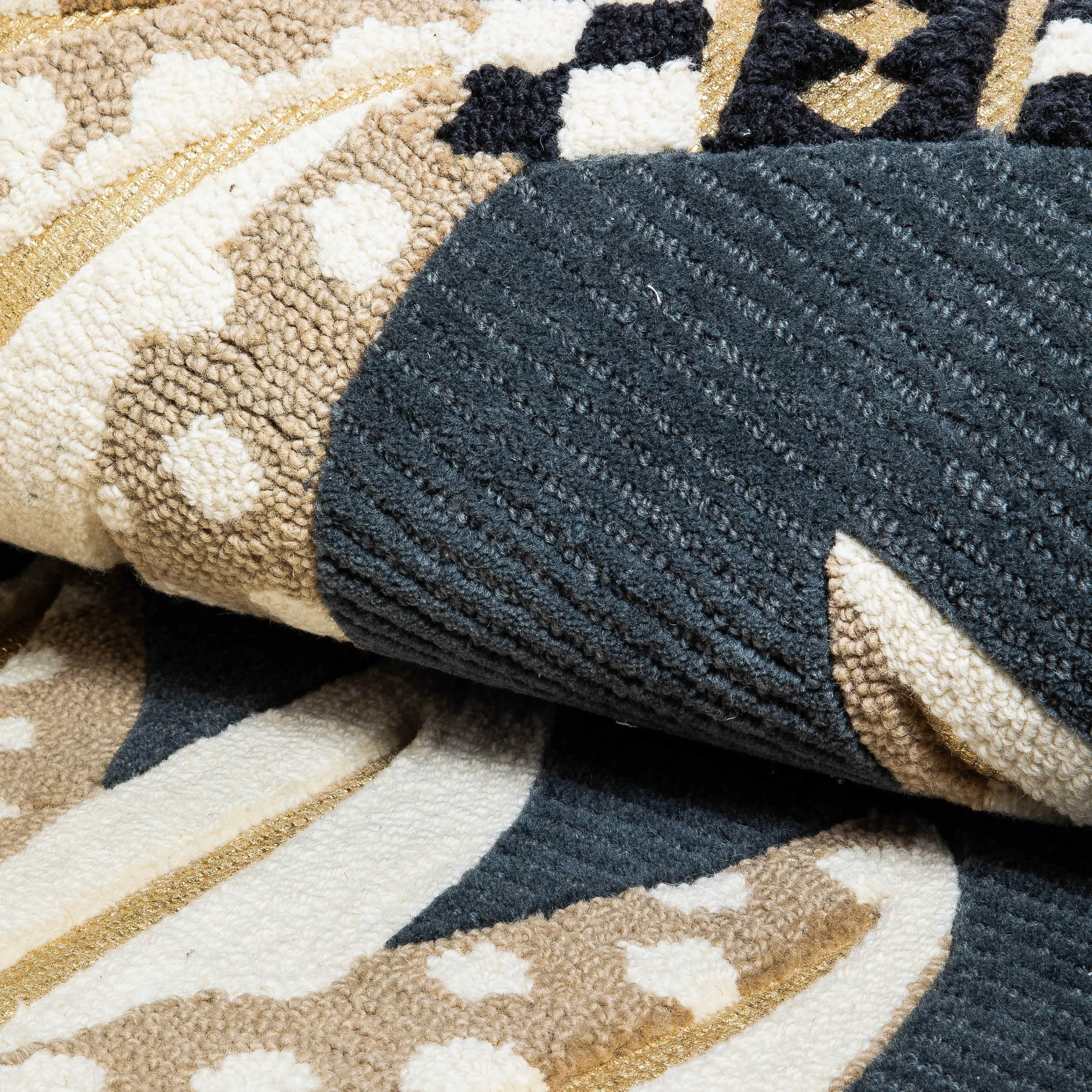 MacKenzie-Childs Wild Indoors 6' Round Rug| Rugs